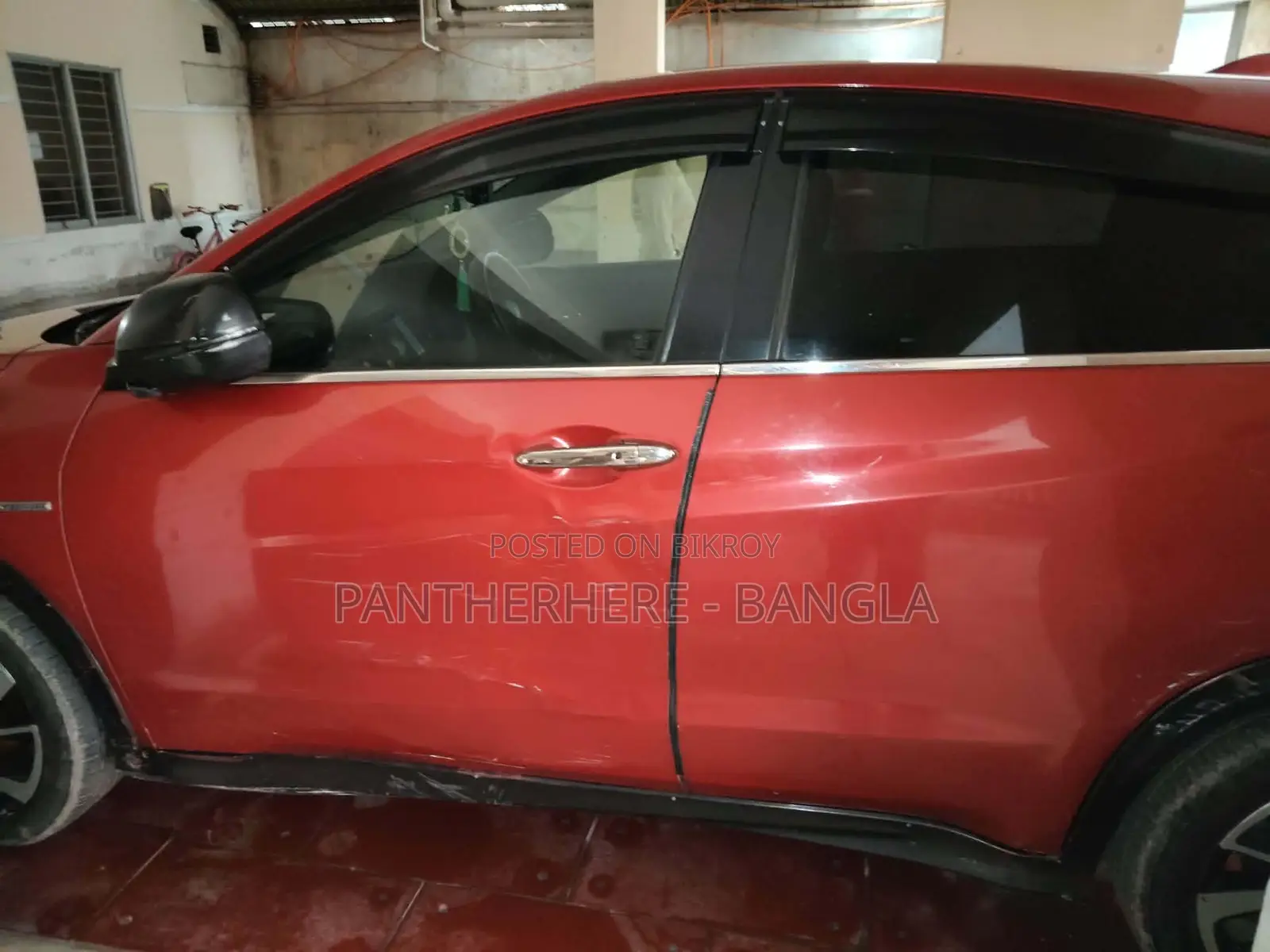 Honda Vezel 1.5 Hybrid 2WD 2016 Red
