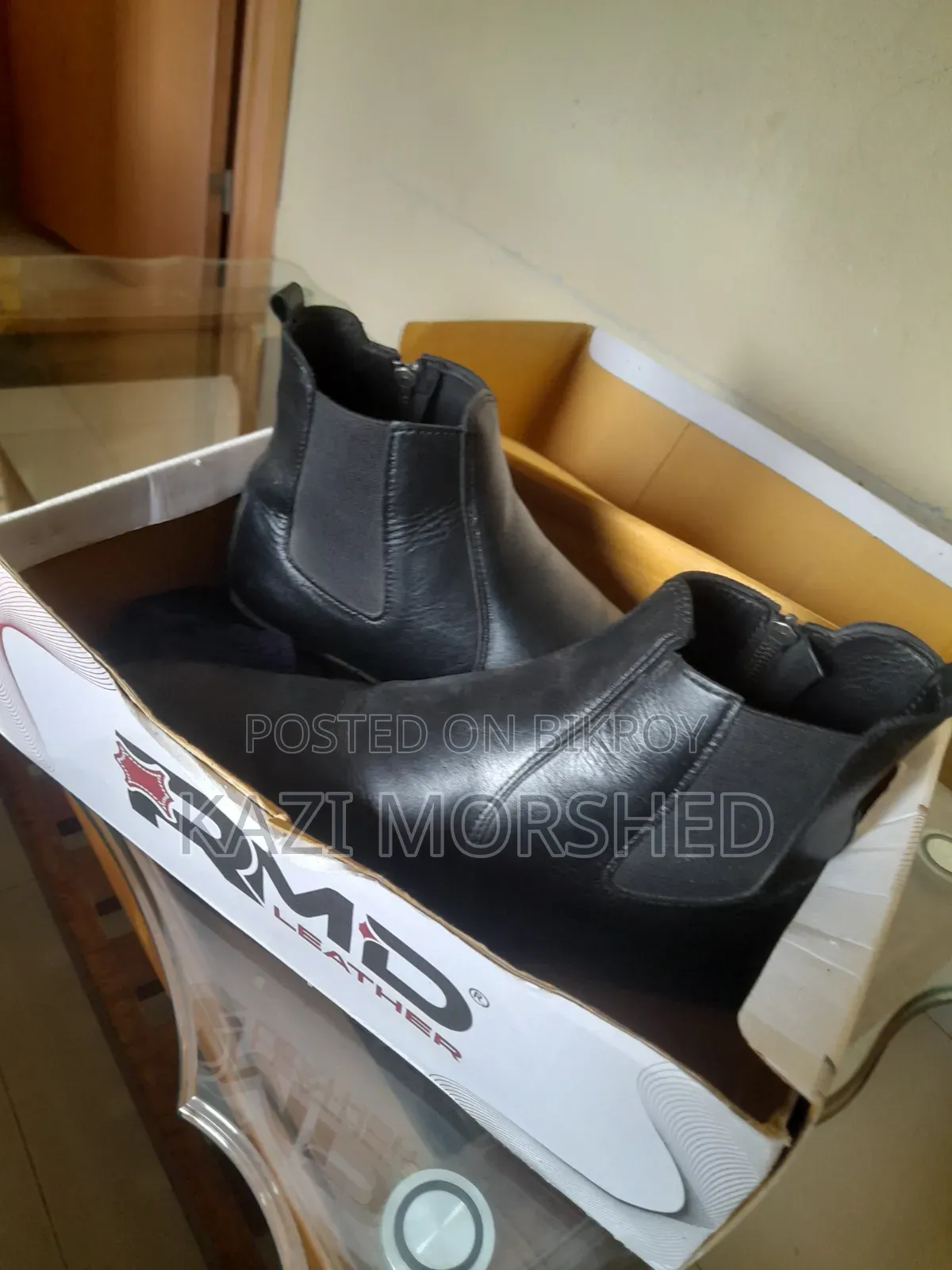 Original Leather Chelsea Boot – 95% Fresh Condition