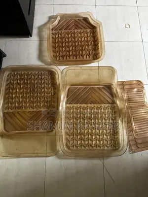 কার ইউনিভার্সাল ফ্লোর ম্যাট