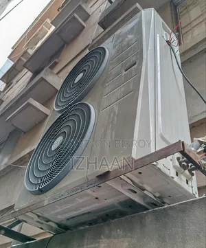 ক্যারিয়ার ৫ টন ক্যাসেট এসি ভালো অবস্থায়