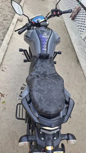 ইয়ামাহা এফজেডএস ভি৩ ২০২৩