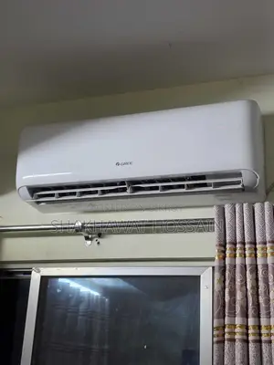 Gree 1.5 Ton Non-Inverter Split AC | 2024 | Excellent Condition