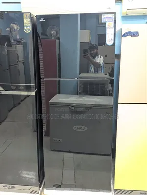 Walton Brand New Glass Door Freeze 430 Ltr.