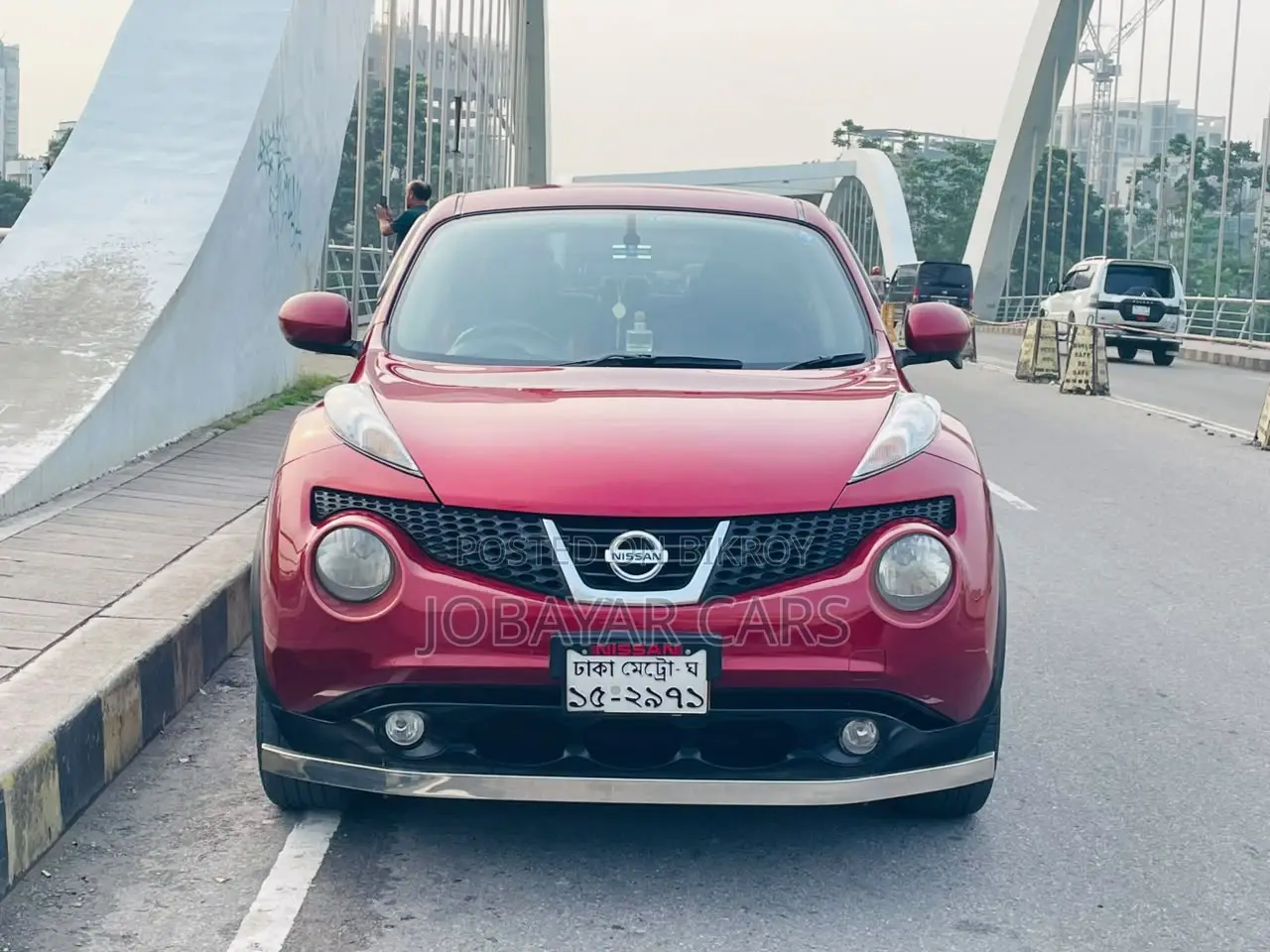 Nissan Juke 2011 Maroon