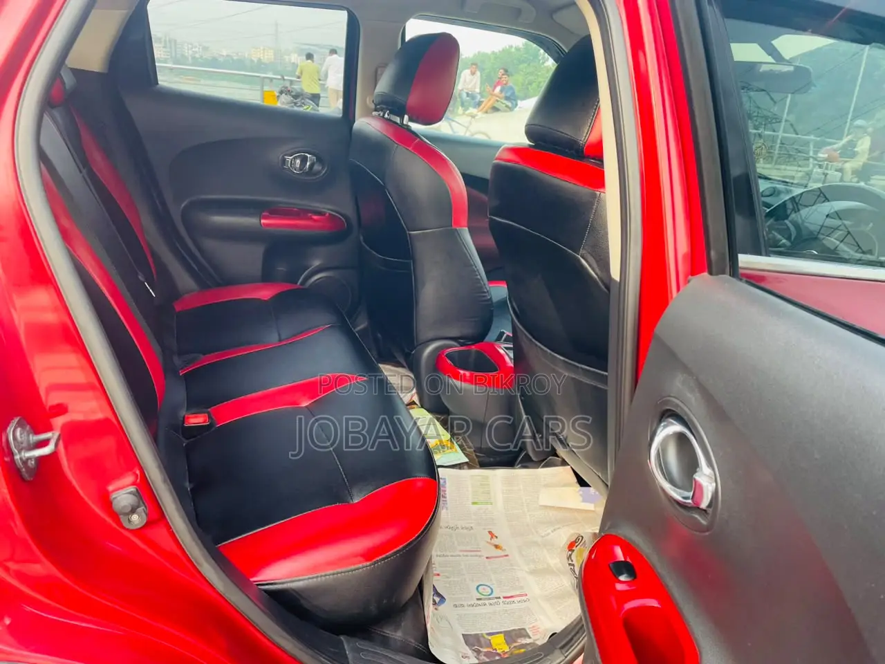 Nissan Juke 2011 Maroon