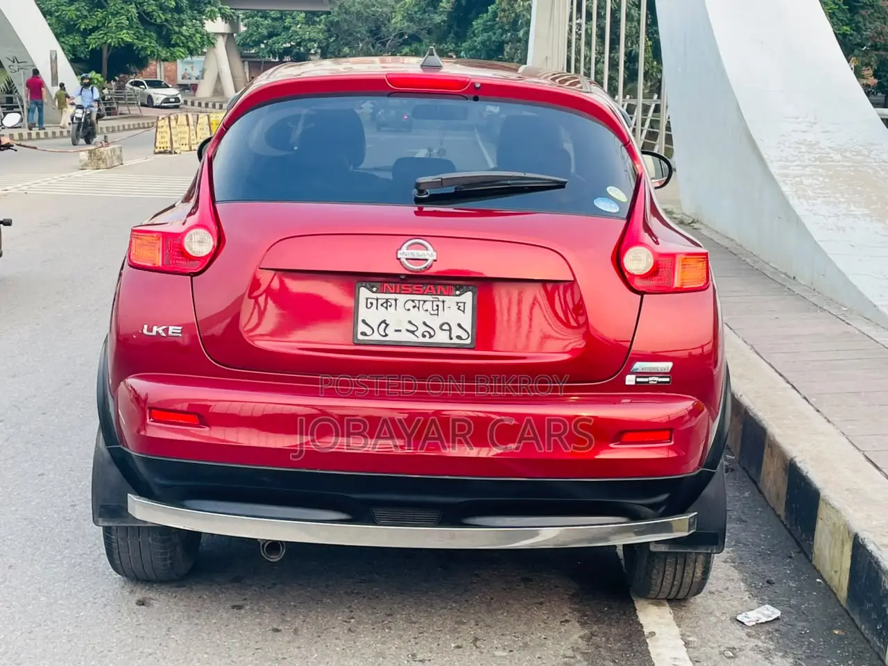 Nissan Juke 2011 Maroon
