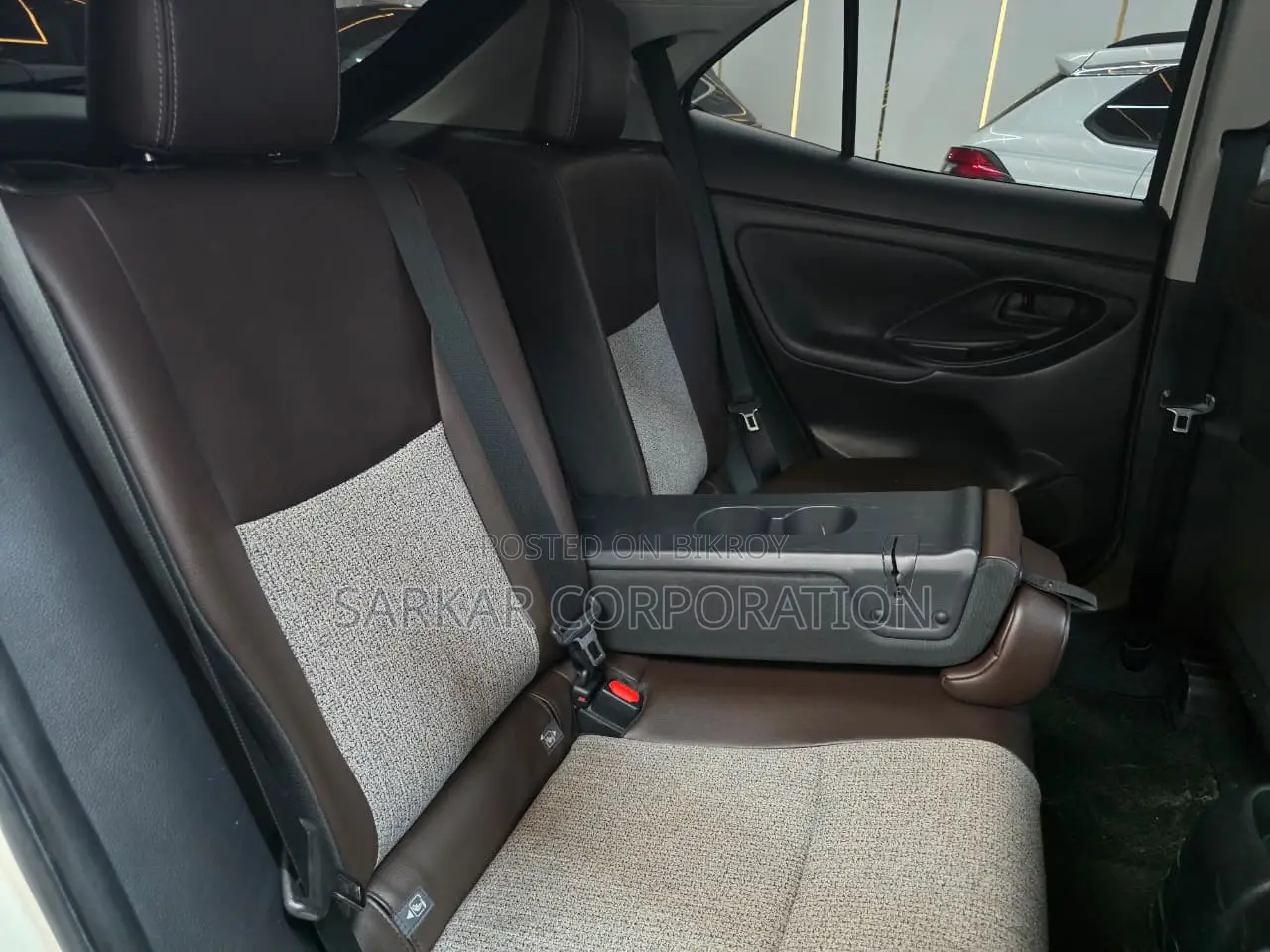 Toyota Yaris Cross 1.5 Hybrid FWD 2021 Pearl
