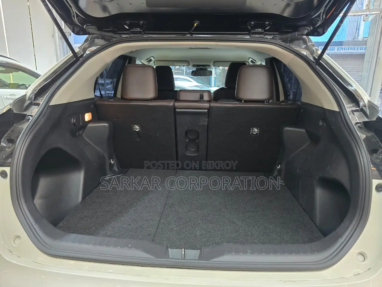 Toyota Yaris Cross 1.5 Hybrid FWD 2021 Pearl