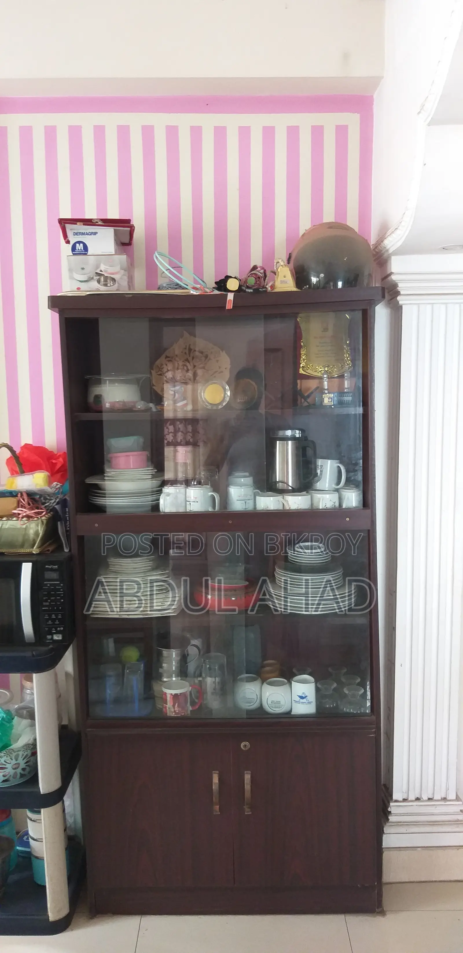 Book Shelf (Good Conditions)