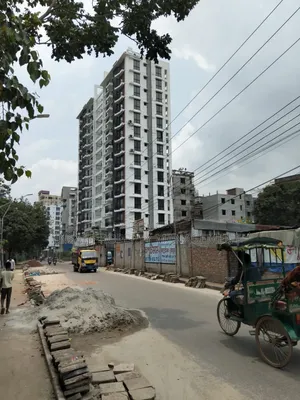 গুলশান ২ মানারত ইউনিভার্সিটি পাশে লেক সাইডে প্লট বিক্রি হবে ১৪.৫ কাঠা