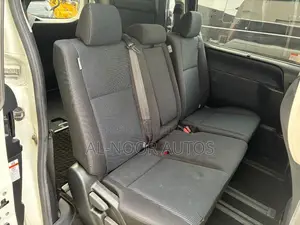 Toyota Noah 2021 Pearl