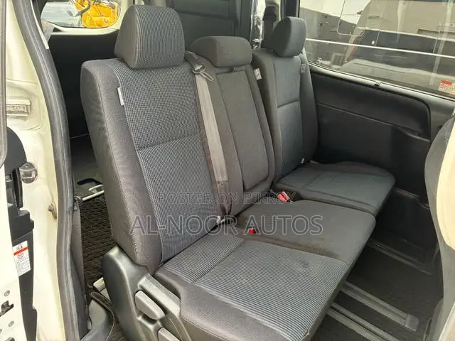 Toyota Noah 2021 Pearl