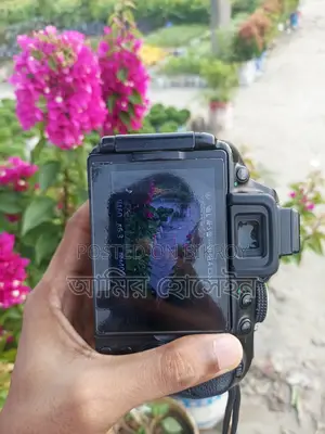 নিকন ডি৫৩০০ ক্যামেরা বিক্রি হবে