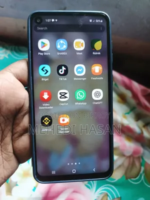 স্যামসাং গ্যালাক্সি এম৪০ ১২৮ জিবি কালো