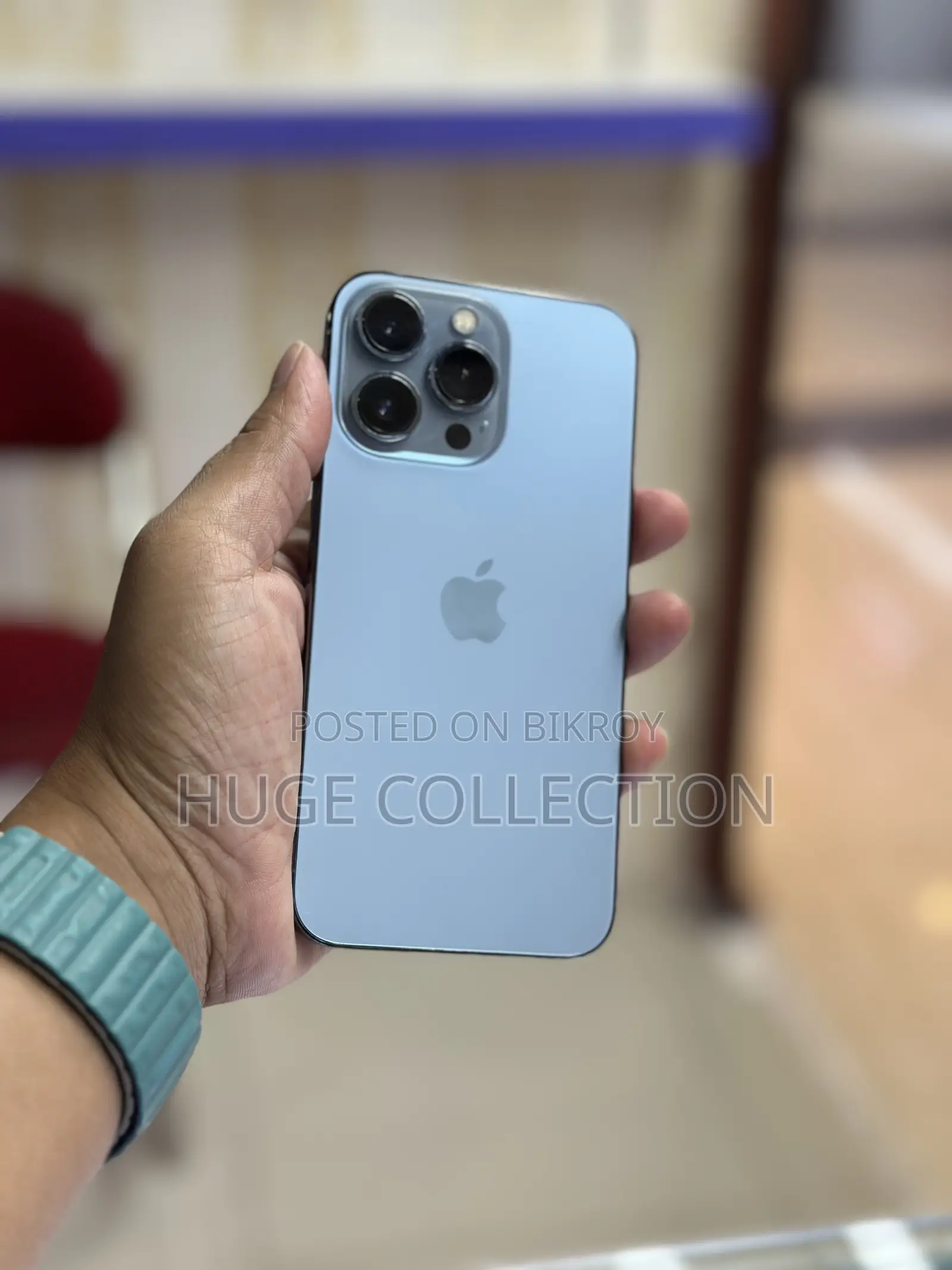 অ্যাপল আইফোন ১৩ প্রো ১২৮ জিবি ব্লু