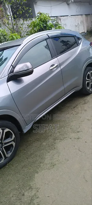 হোন্ডা ভেজেল ২০১৫ গ্রে