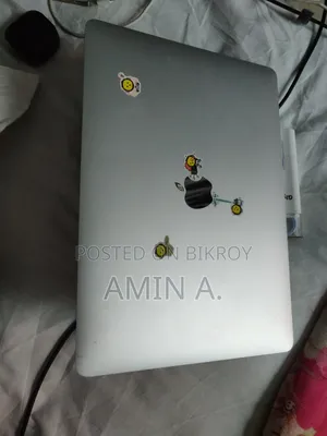 ল্যাপটপ অ্যাপল ম্যাকবুক প্রো ২০১৭ ৮জিবি এসএসডি ২৫৬জিবি