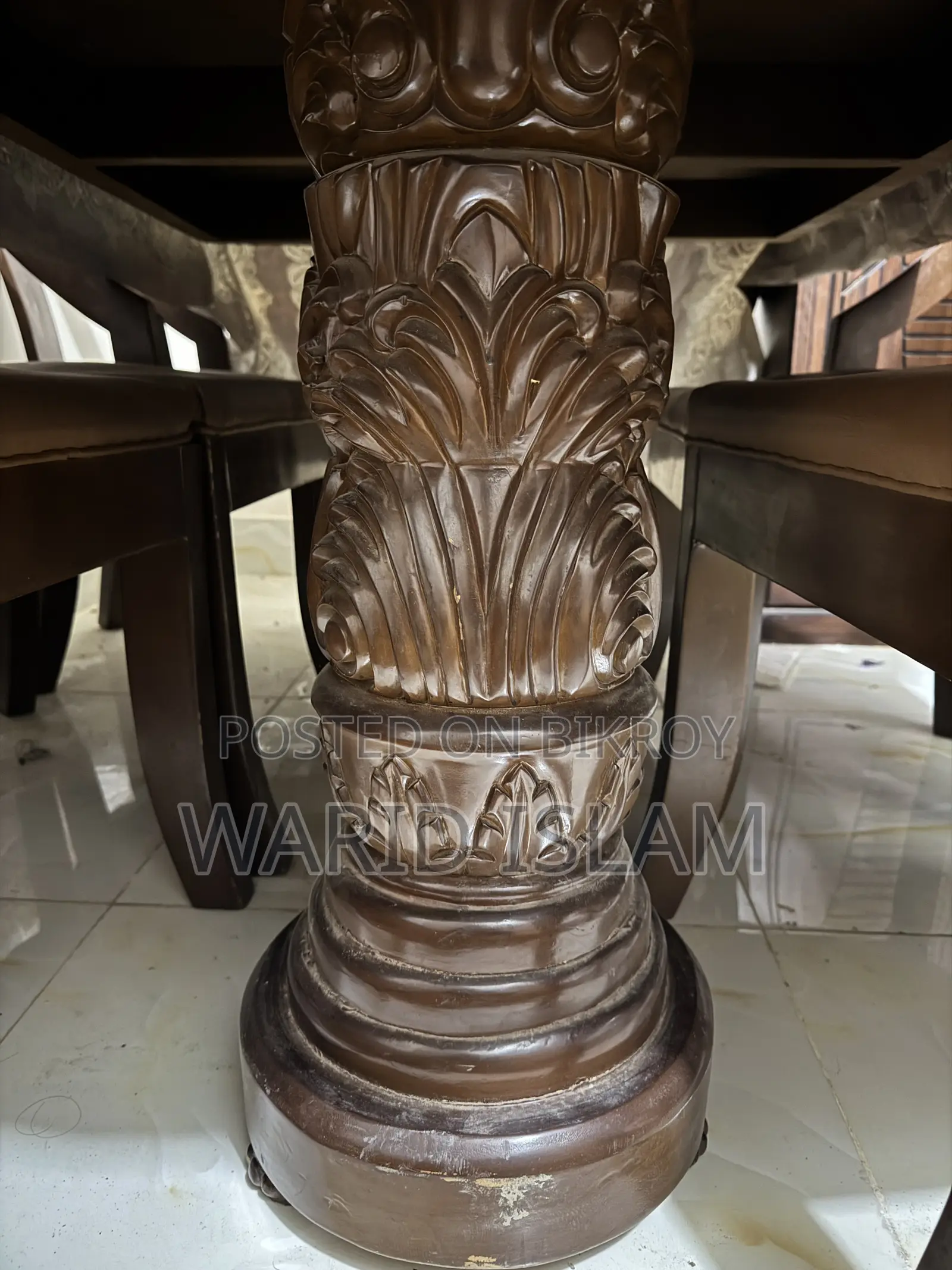 Mahogany Wood Dining Table