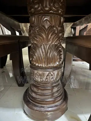 Mahogany Wood Dining Table