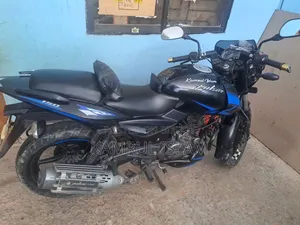 Bajaj Pulsar 150 2021 Blue