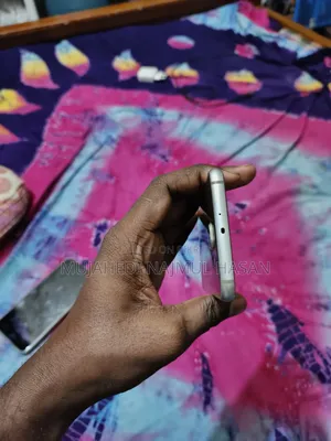 স্যামসাং গ্যালাক্সি এস৬ ৩২ জিবি গোল্ড