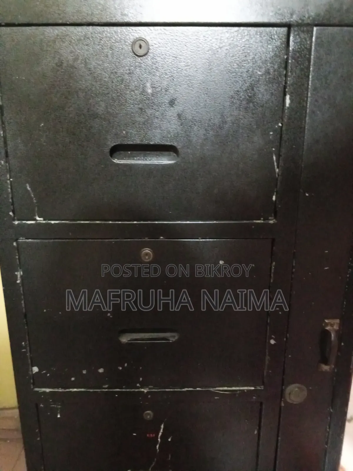 স্টিলের ওয়াড্রপ