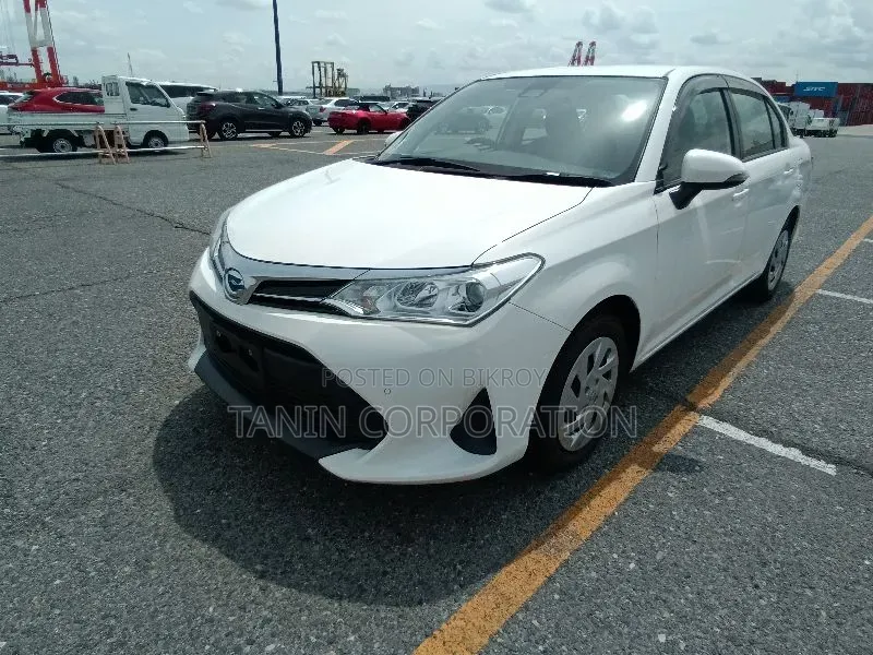 Toyota Axio 2021 White