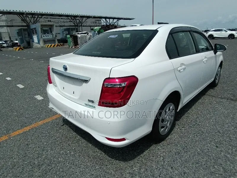 Toyota Axio 2021 White