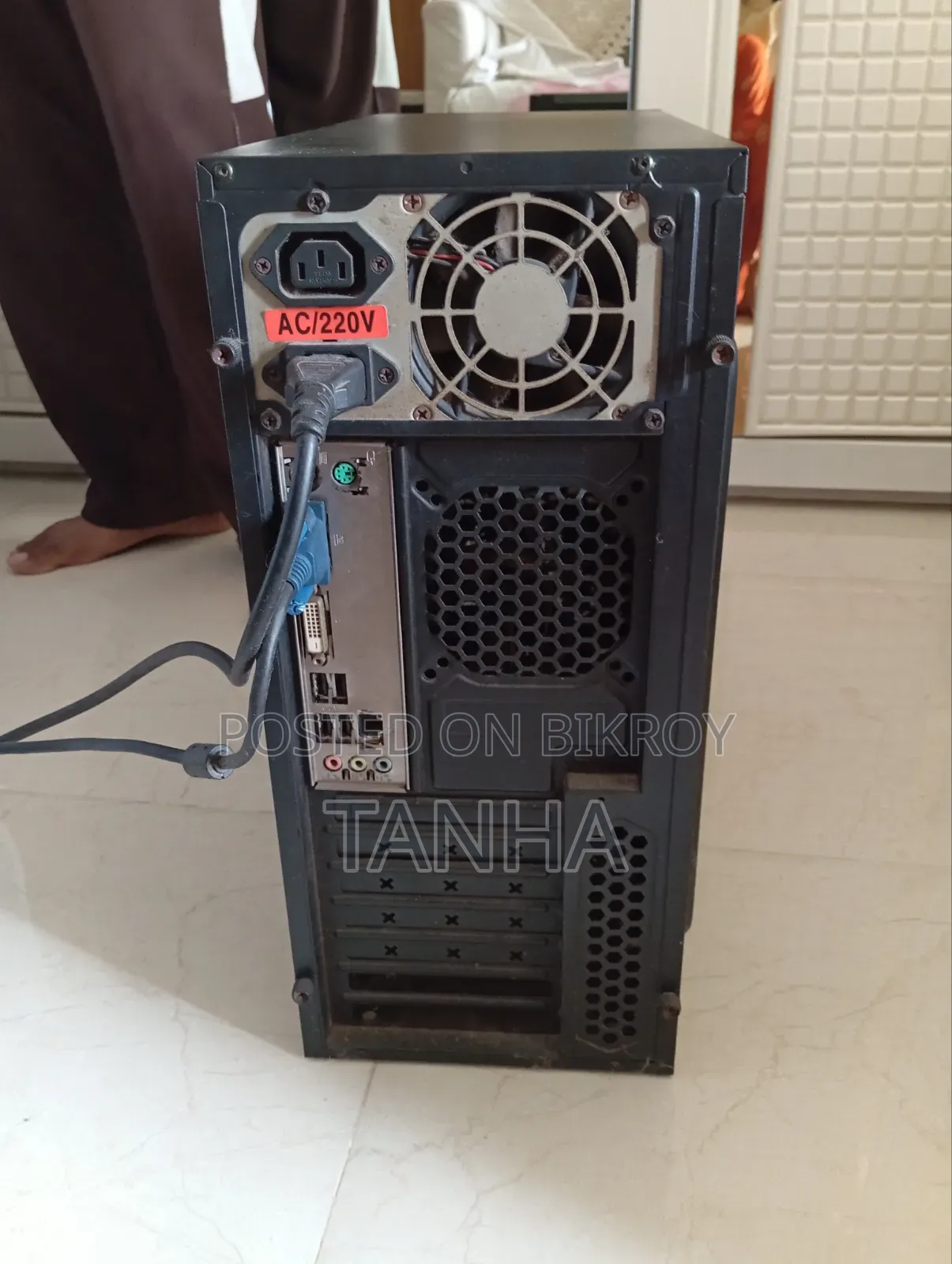 Desktop Computer Dell Wyse 5000 4GB Intel Core I3 HDD 320GB