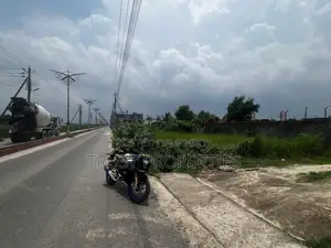 এন ব্লকে দক্ষিণমুখী এবং কর্নার প্লট