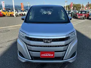Toyota Noah 2021 Silver