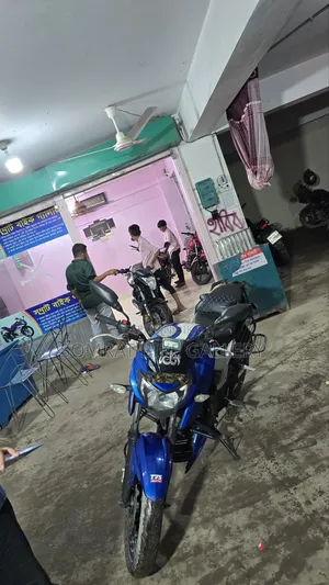 TVS Apache 160 4V 2020 Blue