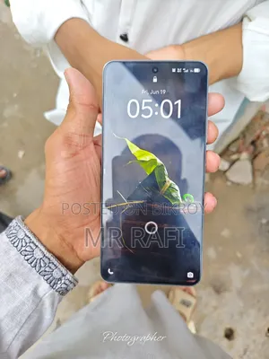 iQOO 256 GB White
