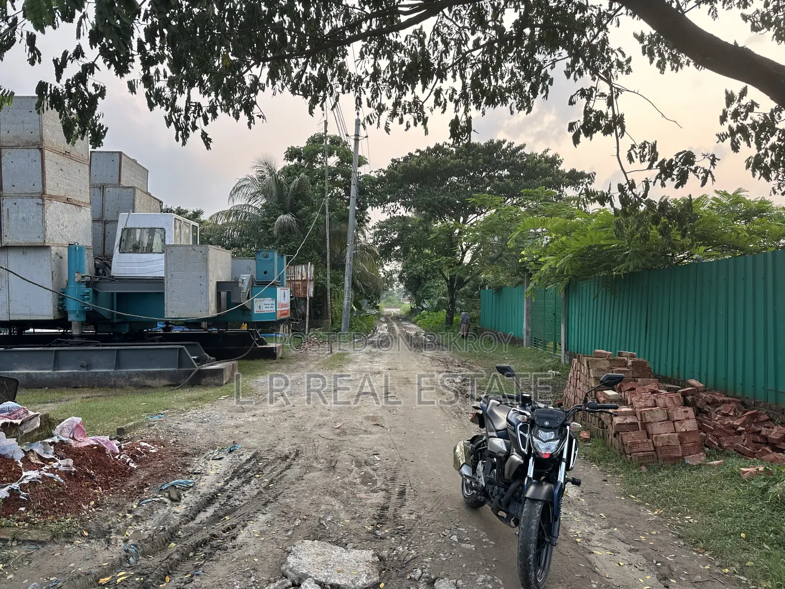 Block-N, 10 Katha, South-facing, Near Sports Complex, Bashundhara R/A