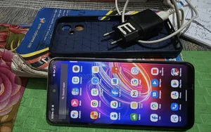 Symphony Z60 64 GB Green