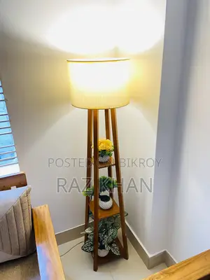 Corner Lamb