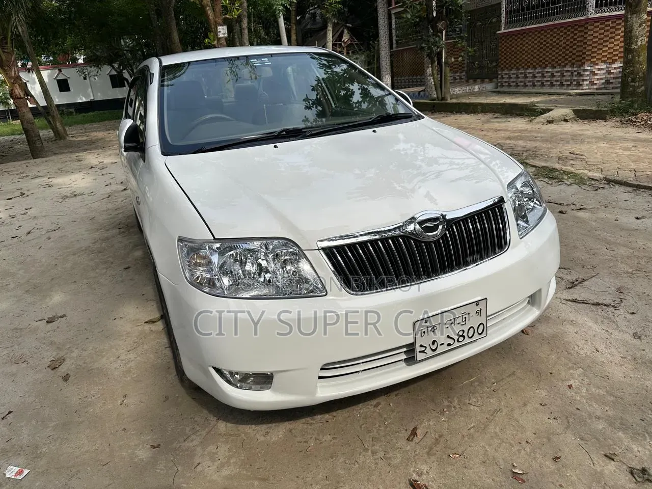 Toyota Corolla 2005 White