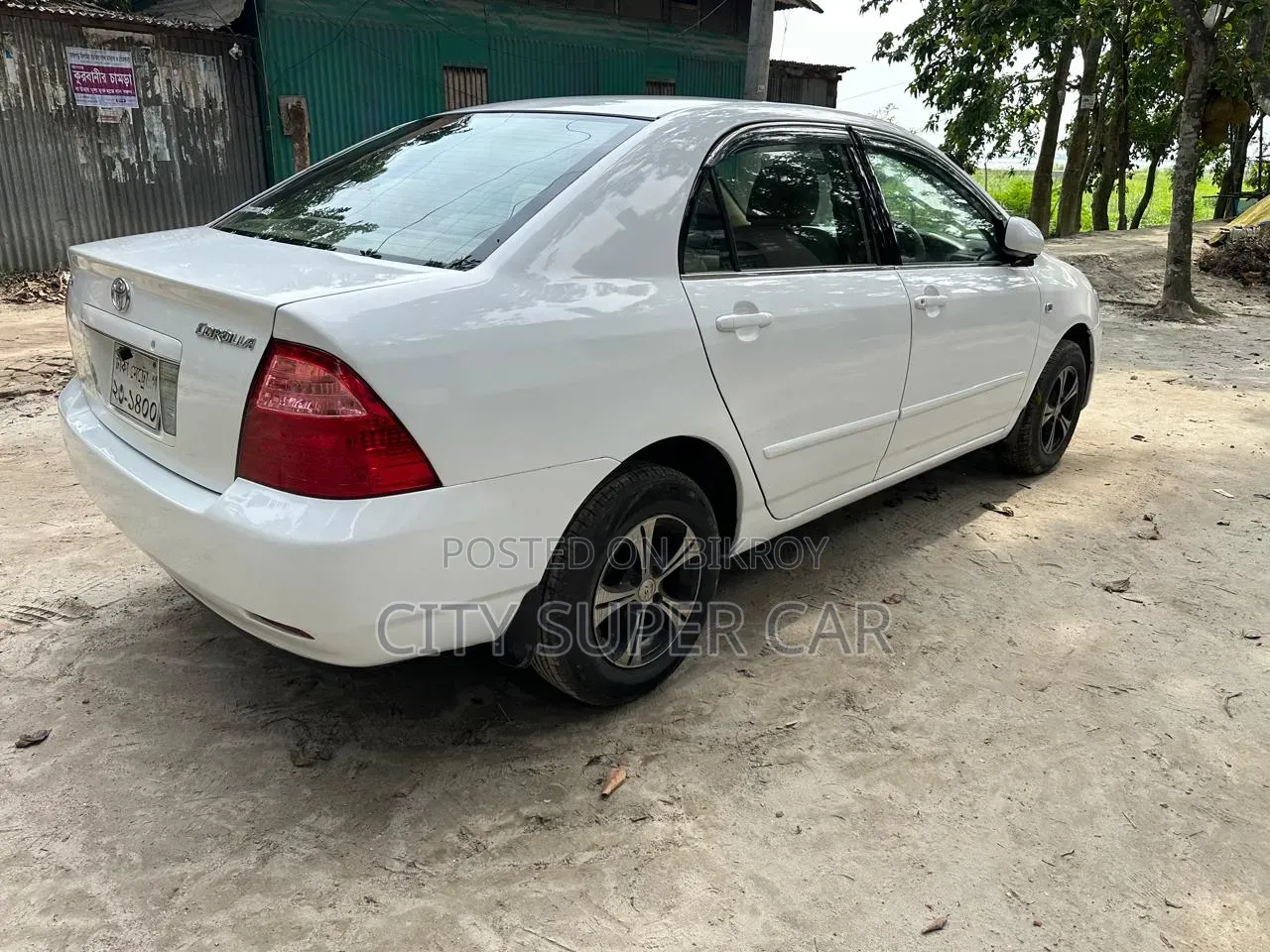 Toyota Corolla 2005 White