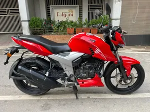 টিভিএস অ্যাপাচি ১৬০ ৪ভি ২০২০ লাল