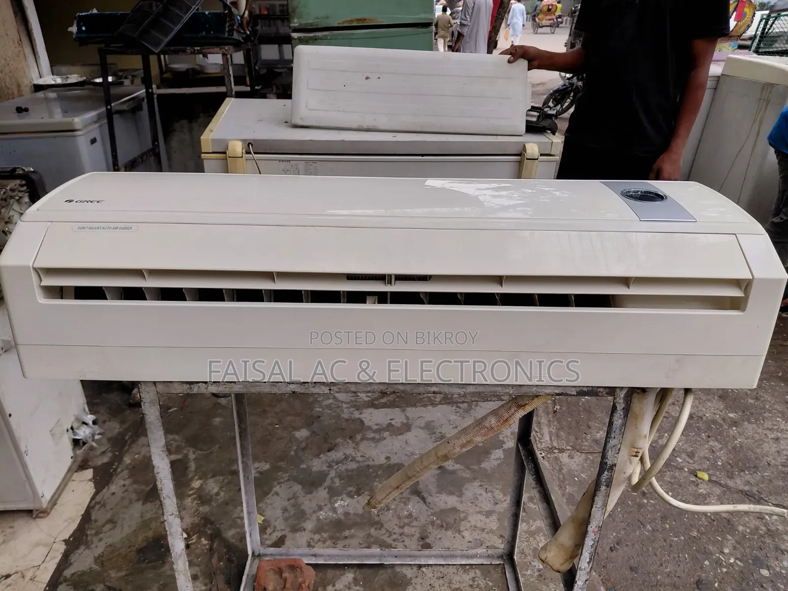 Air Conditioner