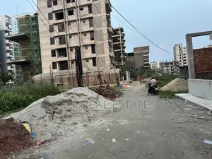 Block-L, 5-Katha, South-Facing, Near Purbachal 300' Road, Bashundhara R/A
