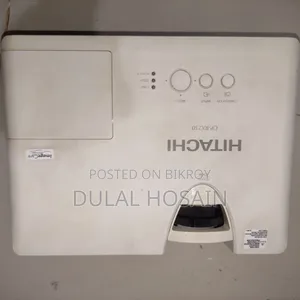 প্রজেক্টর হিটাচি