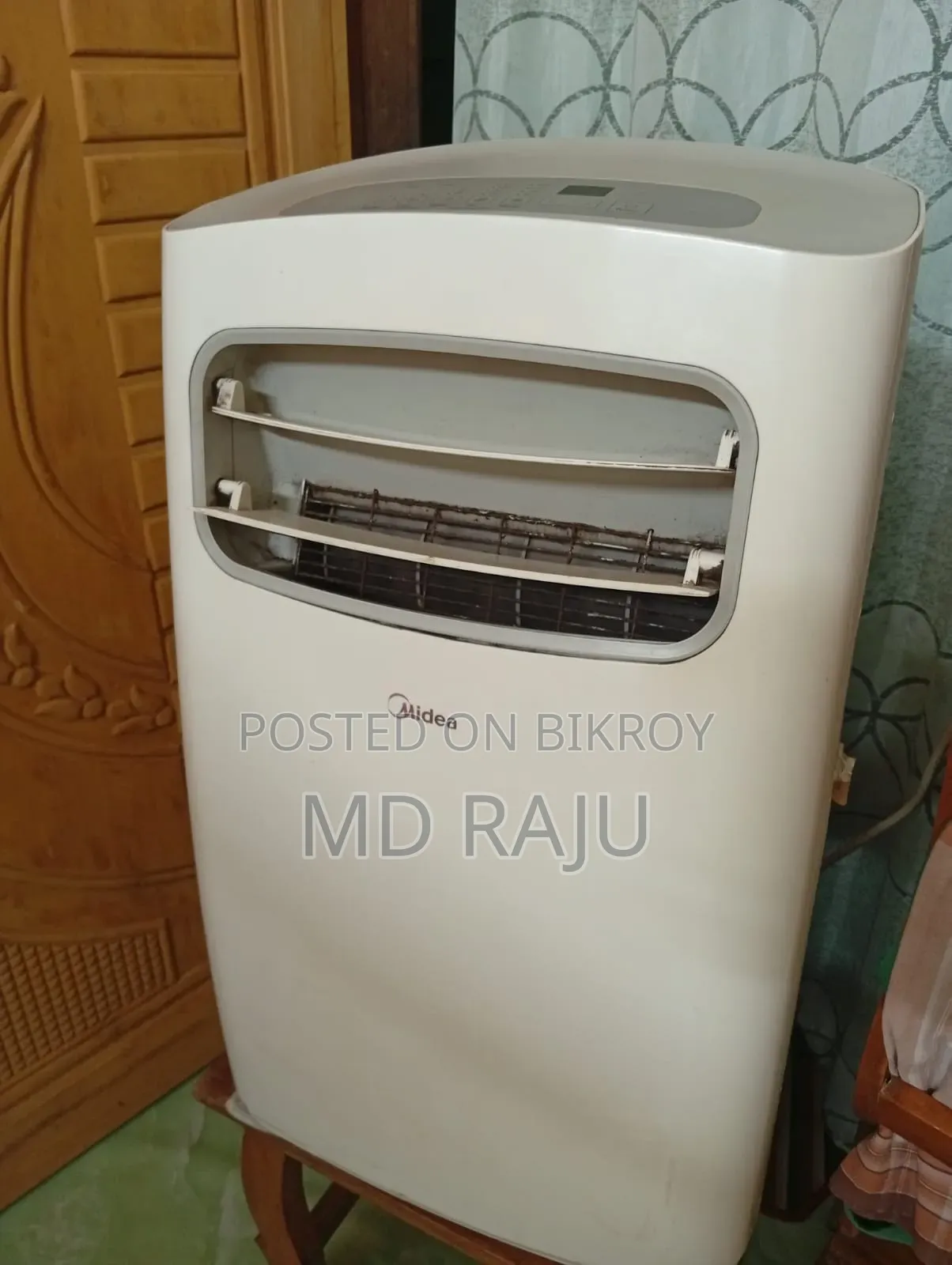 Potable 1 Ton Midea Ac