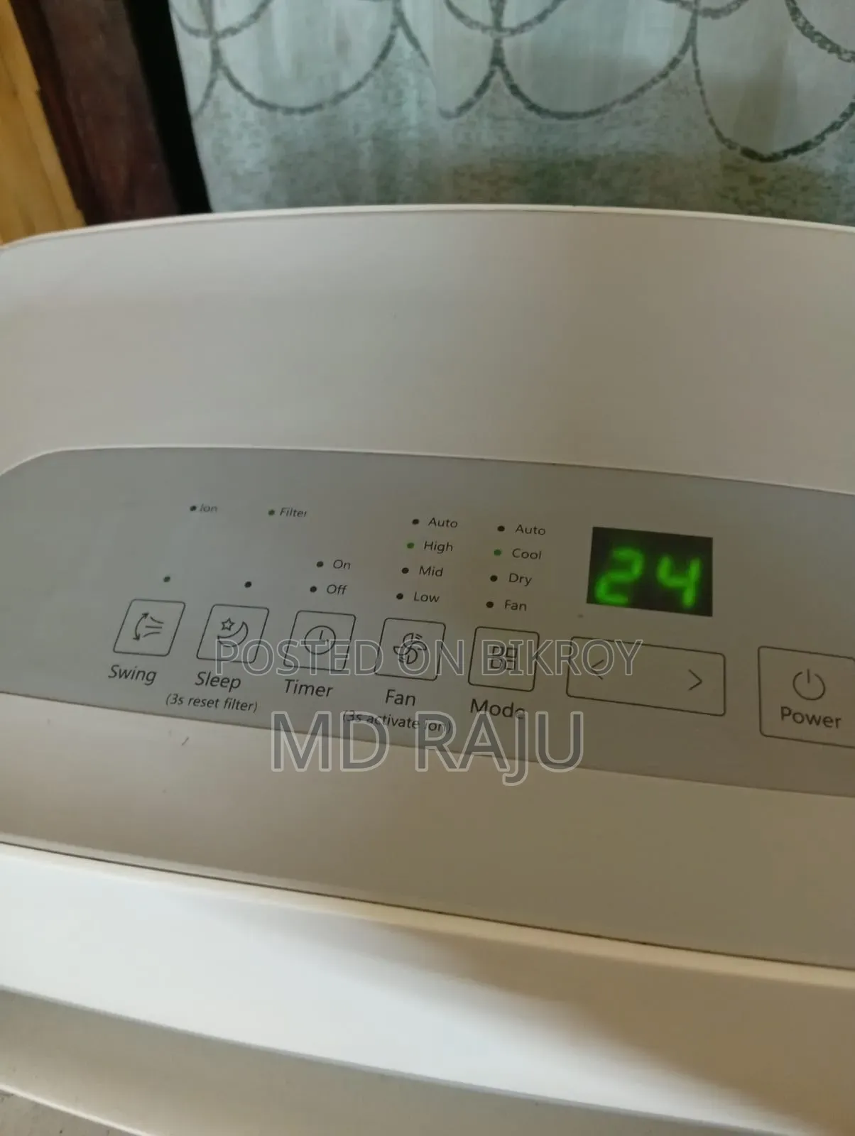 Potable 1 Ton Midea Ac