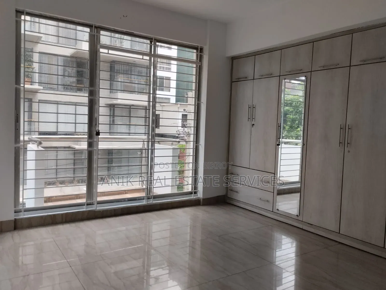 2700 SFT Office Space Rent for Banani