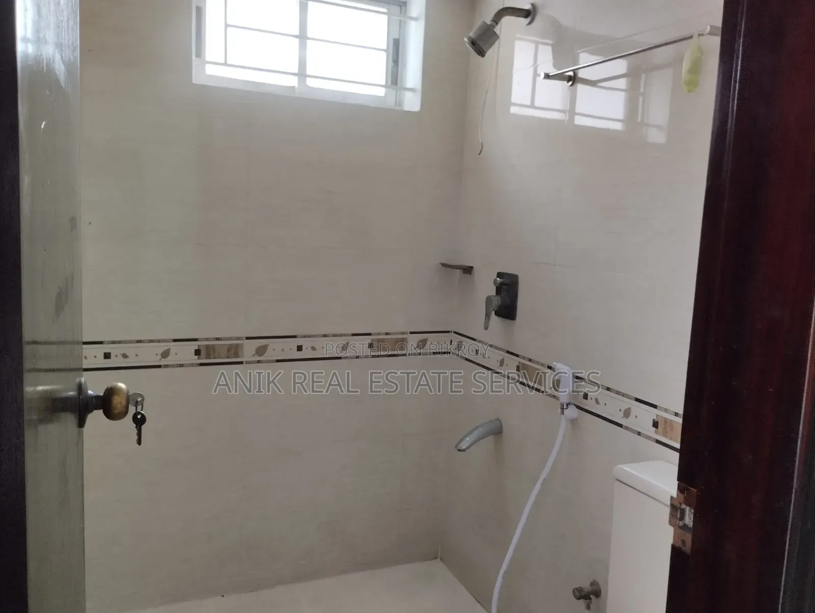 2700 SFT Office Space Rent for Banani