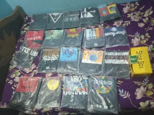 I Have 40 Pieces Of Metal T-shirts, I Will Sell Them Wholesale At A Low Price