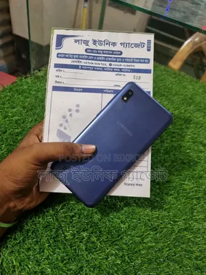 Samsung A10 32 GB Blue
