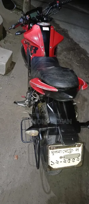 সুজুকি জিক্সার এসএফ ২০১৯ রেড