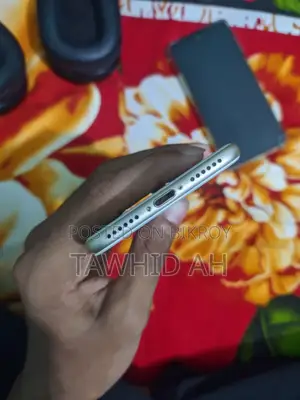 অ্যাপল আইফোন ৭ ১২৮ জিবি রোজ গোল্ড
